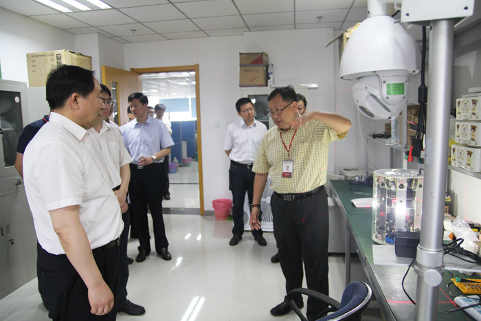 1661217462212177.png 2015-05-29 市委组织部部长郭腊军视察杰迈视讯 (2).png