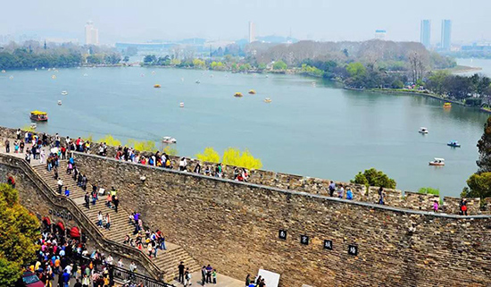 1661304745376540.png 2016-09-09 650年前你为别人守候,650年后我为你守候..... (7).png