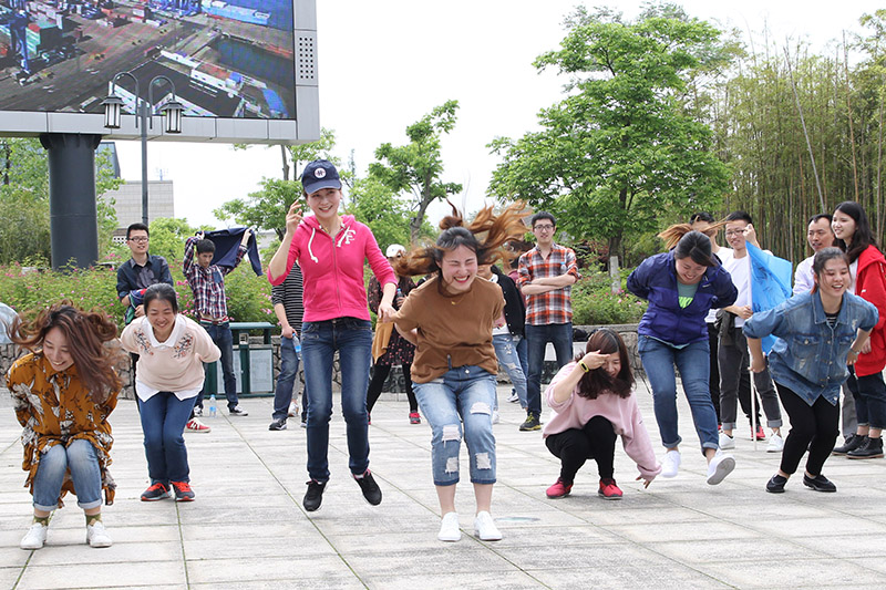 1661309271375703.png 2017-05-10 浙江安吉凤凰山公园、藏龙百瀑——杰迈视讯2日游 (10).png