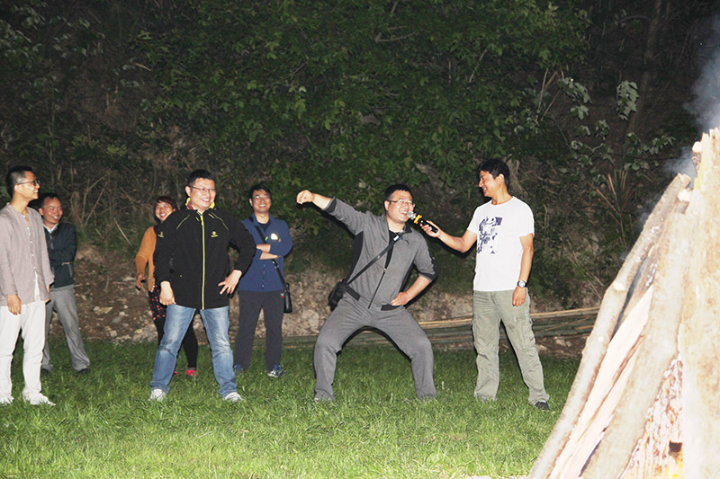 1661309398879183.png 2017-05-10 浙江安吉凤凰山公园、藏龙百瀑——杰迈视讯2日游 (20).png