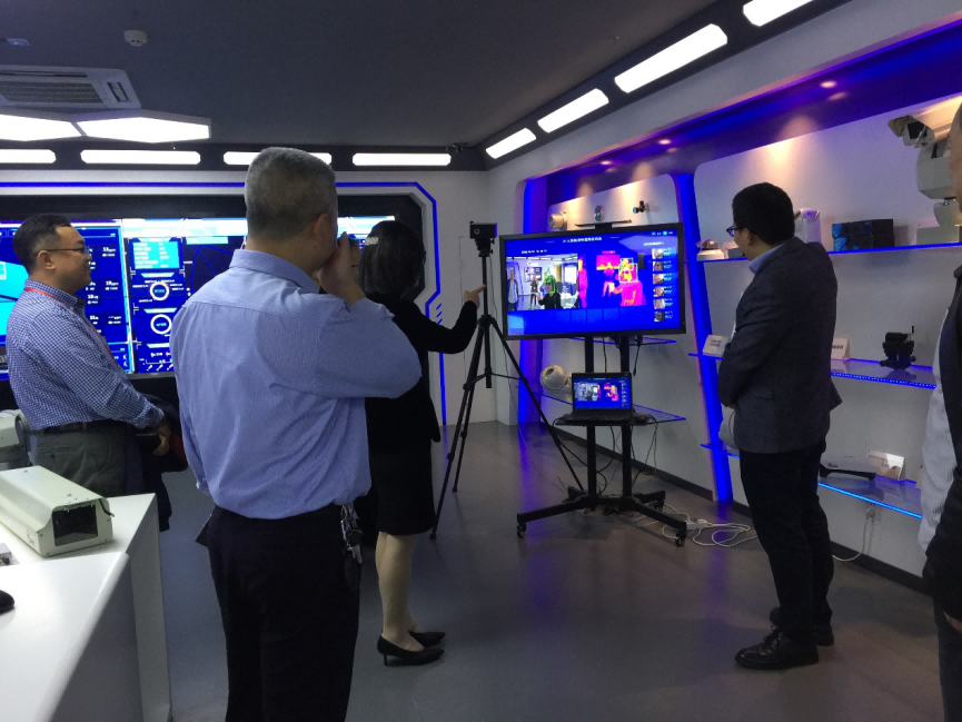 1661326765343073.png 江苏省侨联一行参观考察杰迈视讯图片5.png